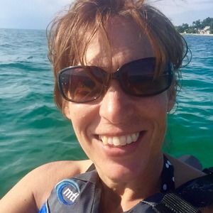 Meet your Posher, Catharine